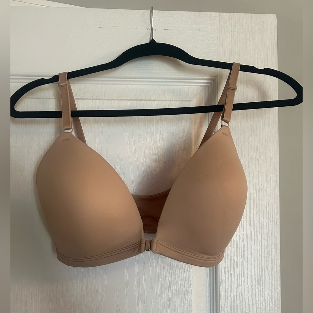 Victoria’s Secret PINK 34DD non-underwire NUDE t-shirt bra NWOT